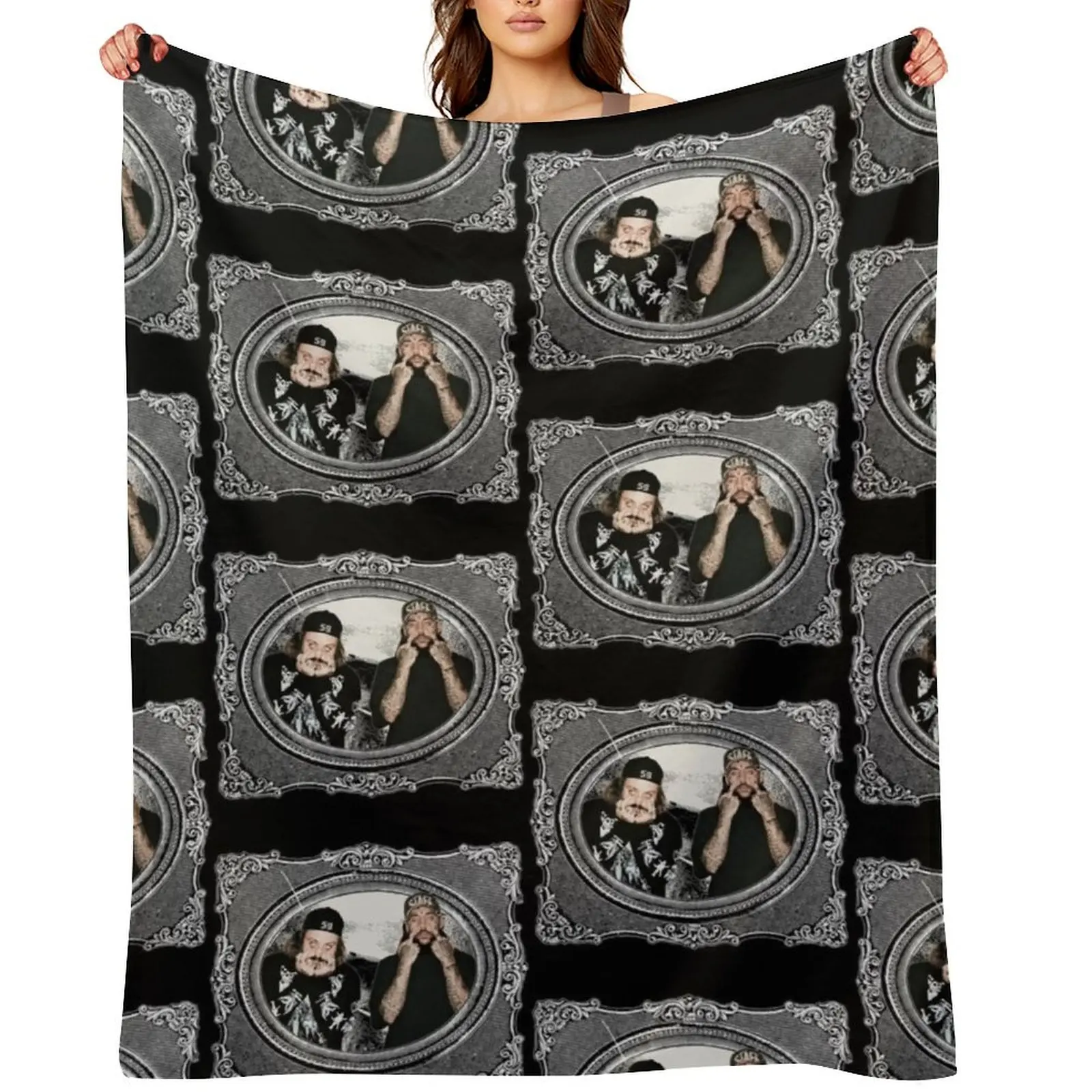ruby and scrim in cool frame !!! Throw Blanket Tourist warm for winter Summer Luxury Designer Blankets
