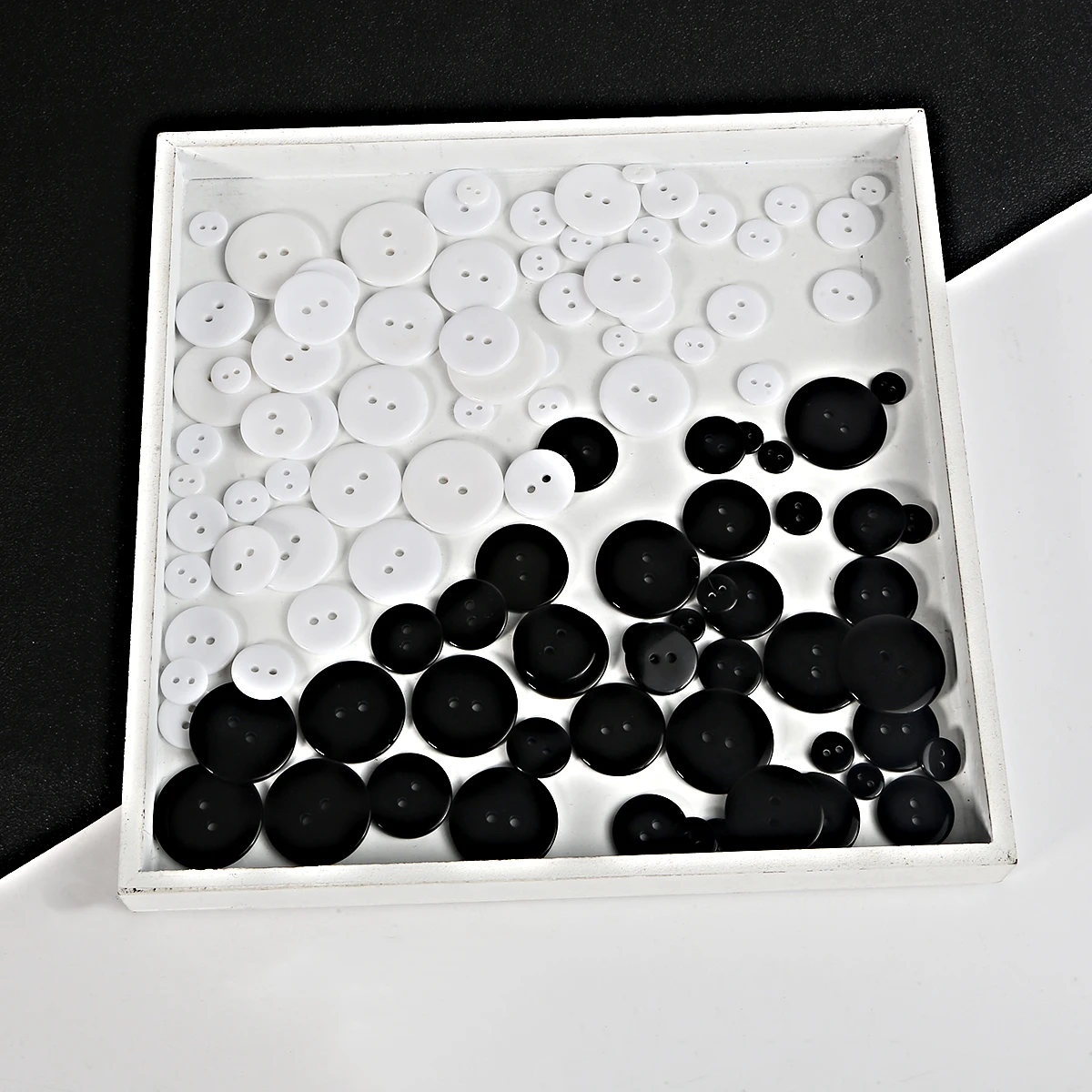 30-100pcs 9-25mm 2 Holes Round Resin Buttons Black/White Bread Buttons For Handmade Clothing Diy Scrapbooking Sewing Accessories