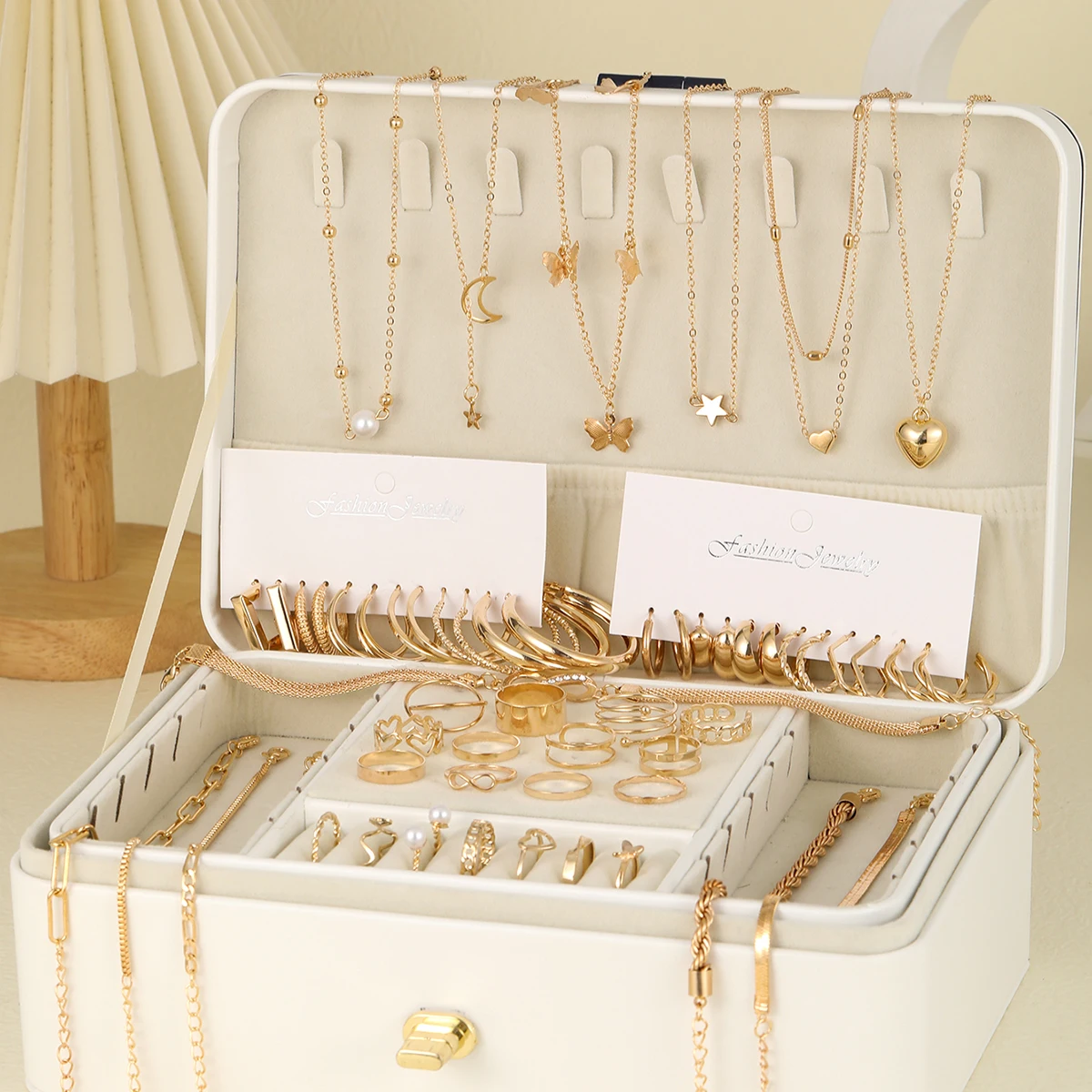 Elegant Vintage Chic Jewelry Set Including Pendant Necklaces,Twisted C-Hoop Earrings,Gold Color Rings,Bracelet ,Daily Outfits