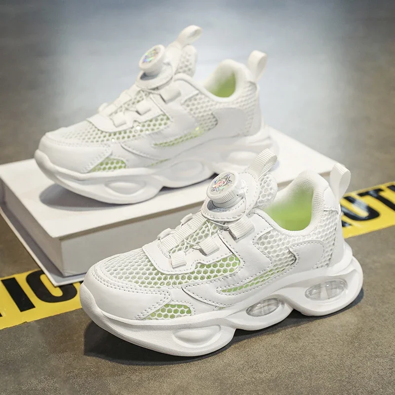 

Double Layer Vent Mesh Kids Trainers Summer Sweat Resistant Layer Reinforced Heel Stable Outdoor Running Shoes
