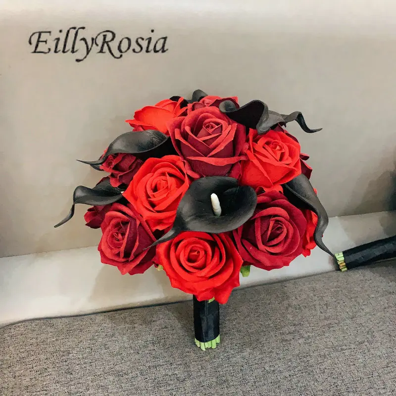 EillyRosia Rosso Borgogna e Nero Calla Lily Bouquet da sposa a cascata Lacrima Damigella d'onore Ragazze con fiori Boutonnieres Set