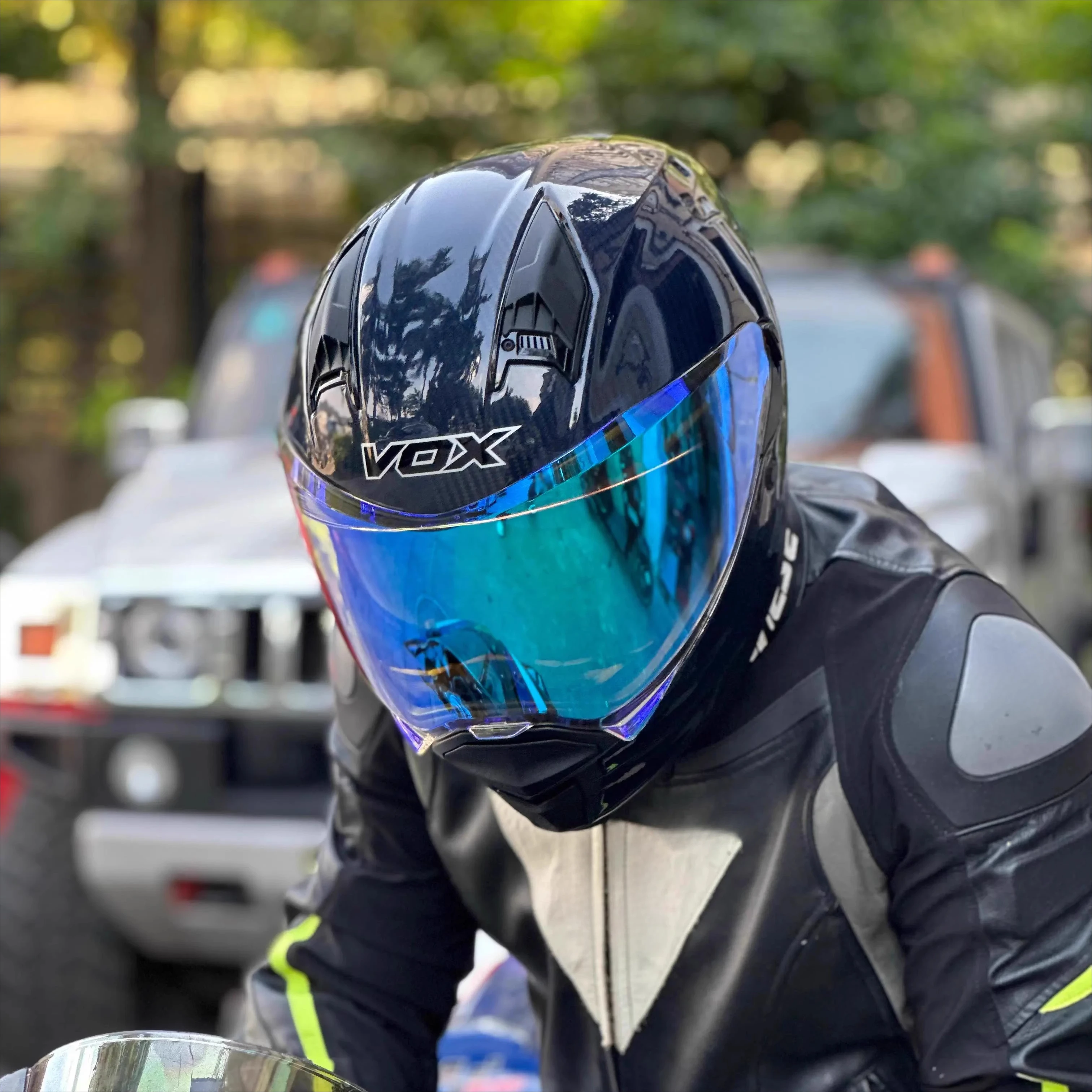 Kevlar Carbon Fiber Ultra-light Anti-fog Full Helmet Motorcycle Helmet Men's Imitation Race Retro Cycling Locomotive Women 케브라