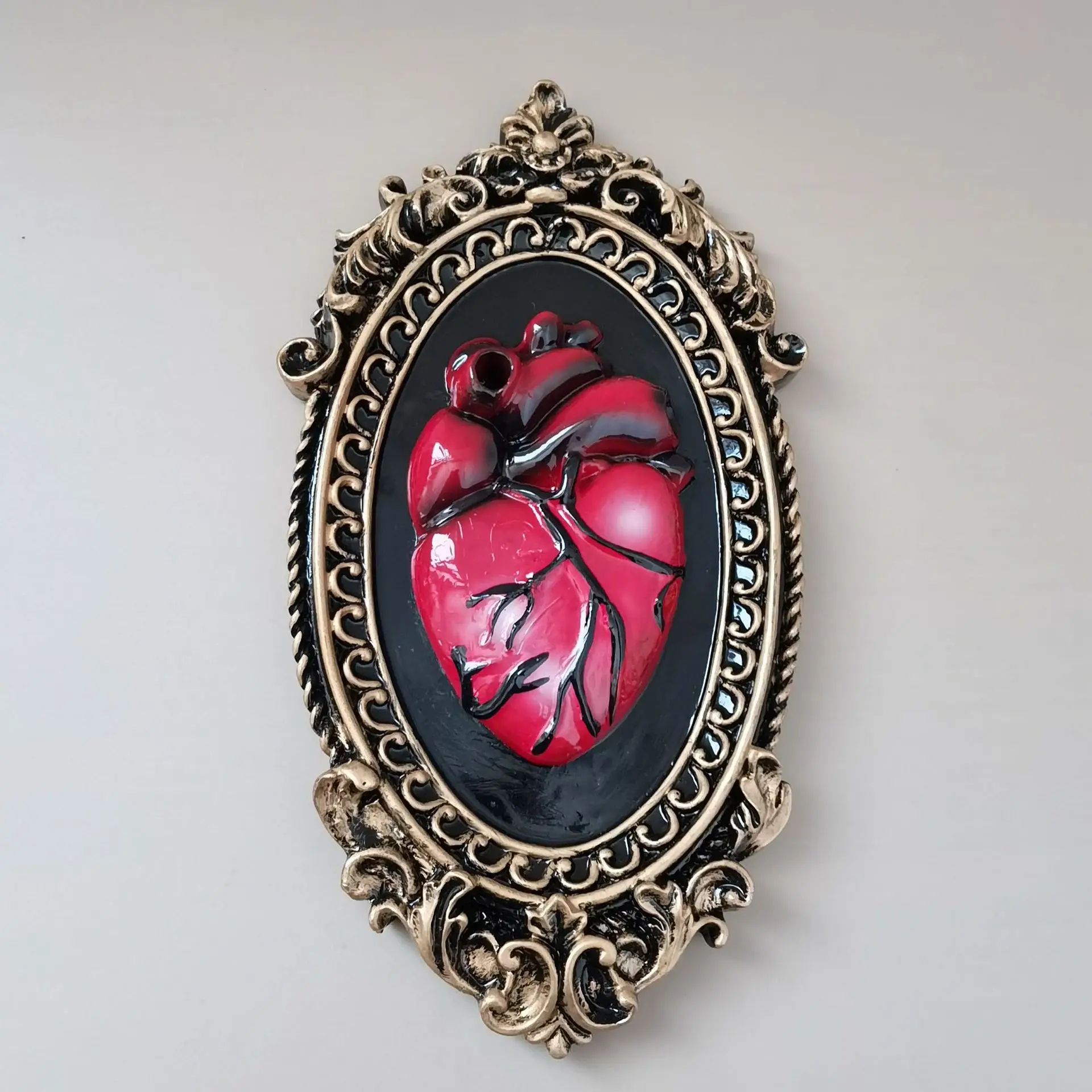 

Halloween Gothic Style Resin Heart Wall Plaque Decor for Office Home Hanging Sculpture Dark Art Statue Ornament Decoration