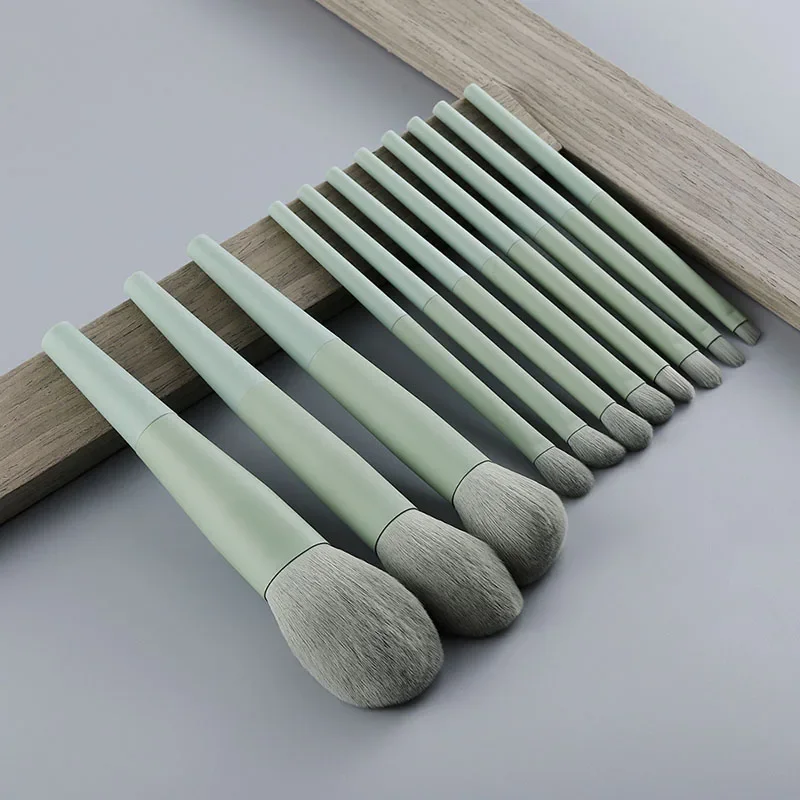 11Pcs Green Makeup Brushes Set Cosmetic Foundation Eyeshadow Concealer Blush Blending Brushes Makeup Beauty Brush Tools
