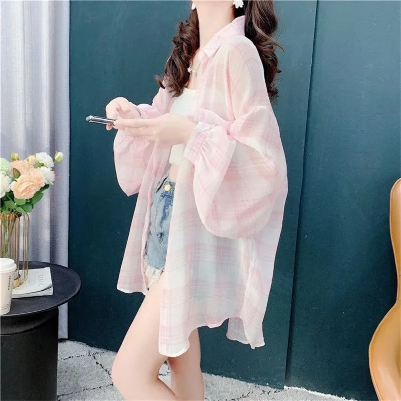 

Women New Summer Summer Thin screen Beach Plaid Blouse Uv Breathable Ice Silk Blouse Clothing