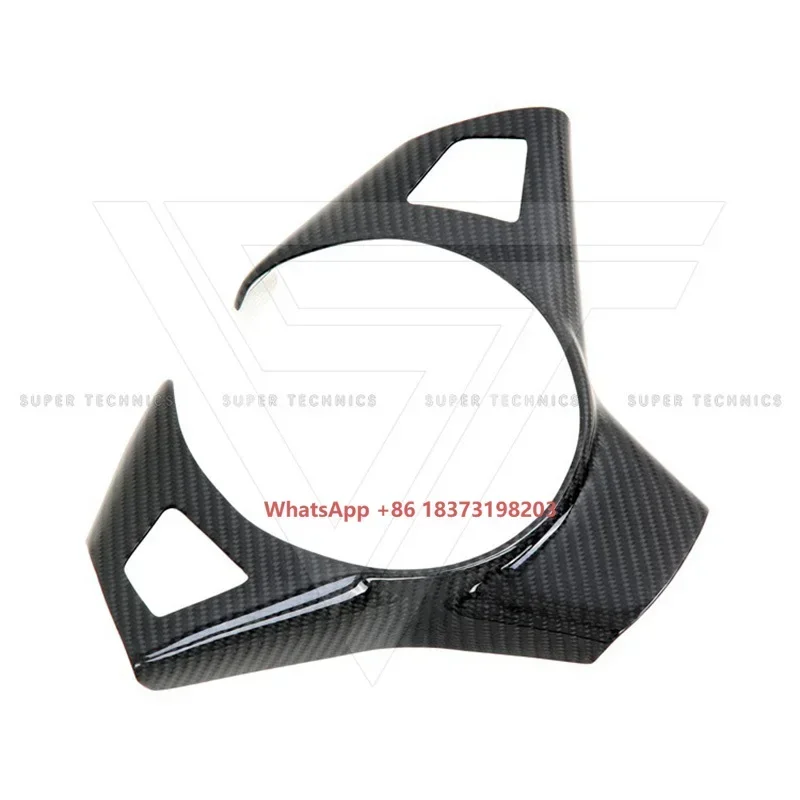 

Для BMW 5 серии E60 E61 (2004-2009) — накладка на руль из карбона для интерьера