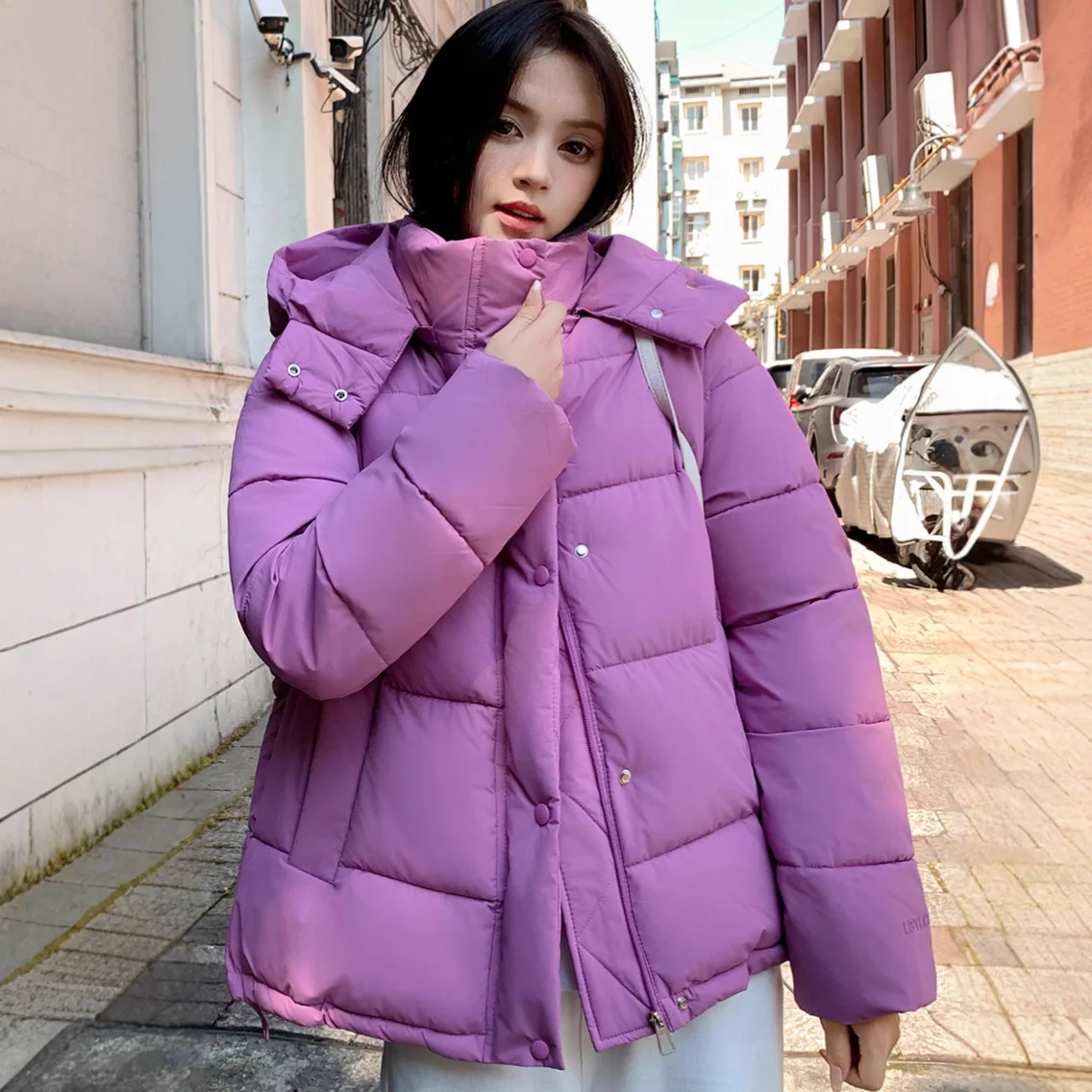 

2025 New Korean Winter Women's Down Cotton Jacket Oversized Coat Short Cotton Padded Outerwear Hooded Female Winter Parkas