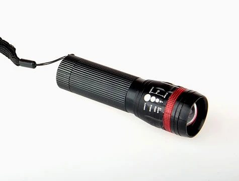 Power Led 'S and Zoon 2 Km Range Aluminum Flashlight