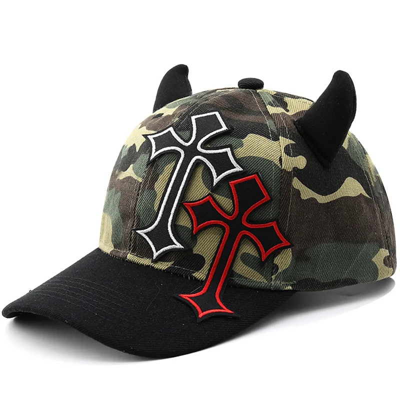 

Handmade DIY Devil Cross Cloth Embroidered Camouflage Bull Horn Baseball Hat Men's And Women's Adjustable Duck Tongue Hats
