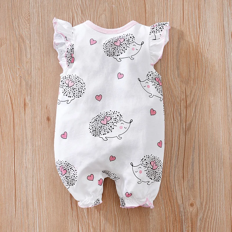 Cartoon hedgehog pattern Love pattern Round neck button Minimally designed flying sleeves Summer New Style ivory Baby jumpsuit