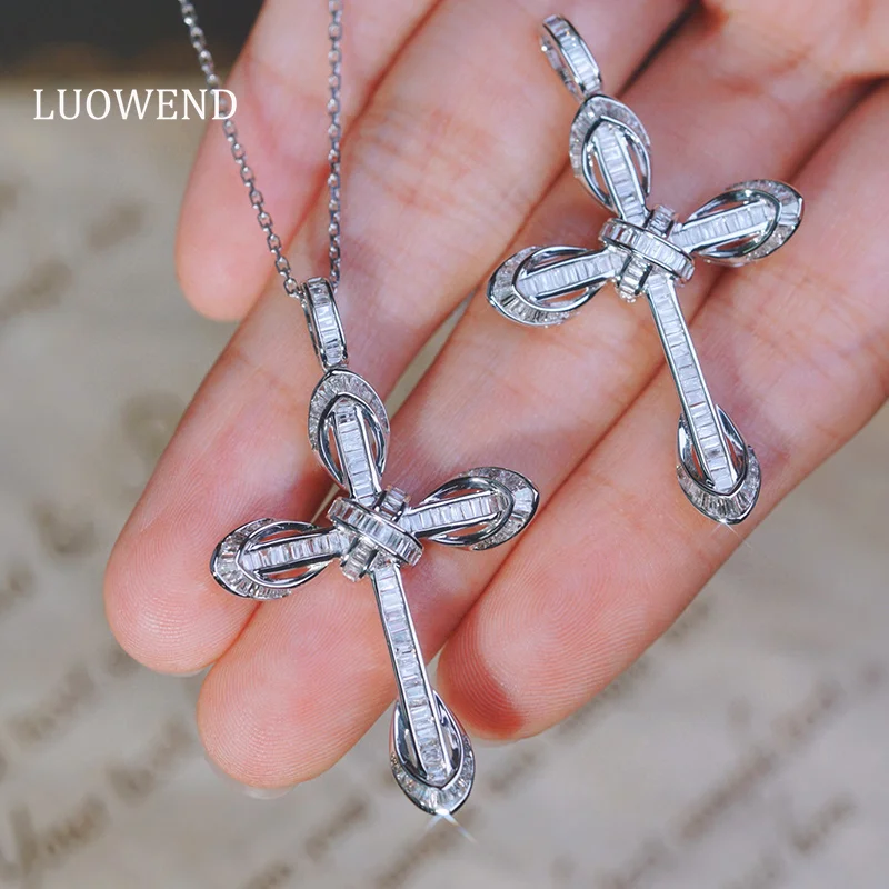 LUOWEND 100% 18K White Gold Necklace Elegant Cross Pendant 1.0carat Real Natural Diamond Necklace for Women High Party Jewelry