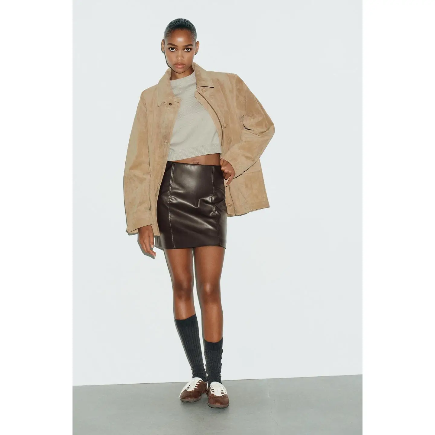 تنورة عالية الخصر بقصة ضيقة من الجانب S مستقيمة الساق وسحاب للإغلاق للتنقل غير رسمي Ci Sle للنساء Faion لخريف 2025