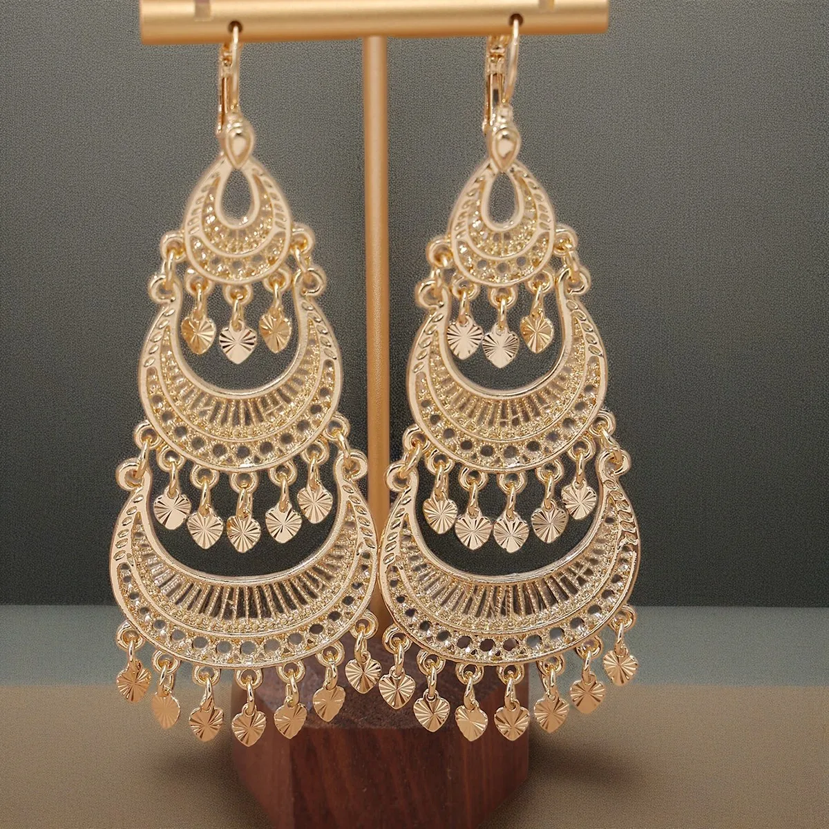 Quasten-Design, hohle Ohrringe, Anhänger, marokkanische Damenmode-Ohrringe, Hochzeitsbankett-Accessoires – Detail 3