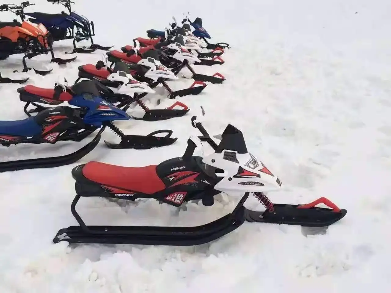 مركبة تسلية بنزين كهربائية للأطفال، معدات تزلج على الجليد للأطفال