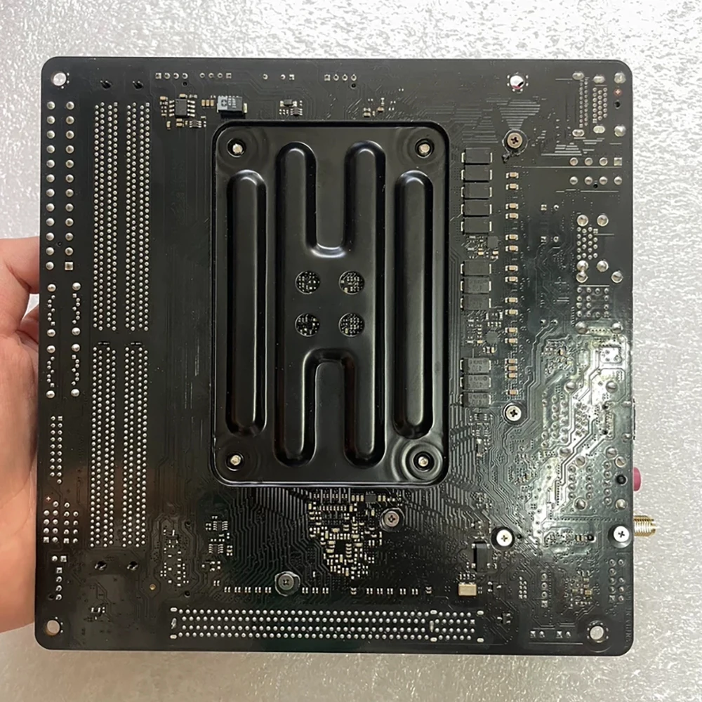 Per la scheda madre ASROCK LGA1200 DDR4 Mini-ITX DDR4 M.2 10a e 11a generazione B550M-ITX/AC