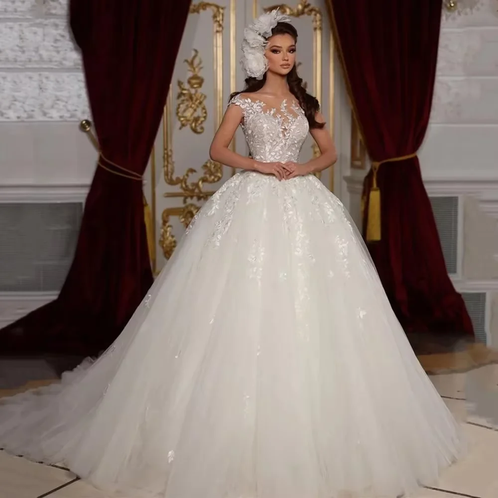 

Customized Floral Lace Wedding Dress Appliques Applique Tulle Beading Bridal Gown Women Bride Dress Robe De Mariée