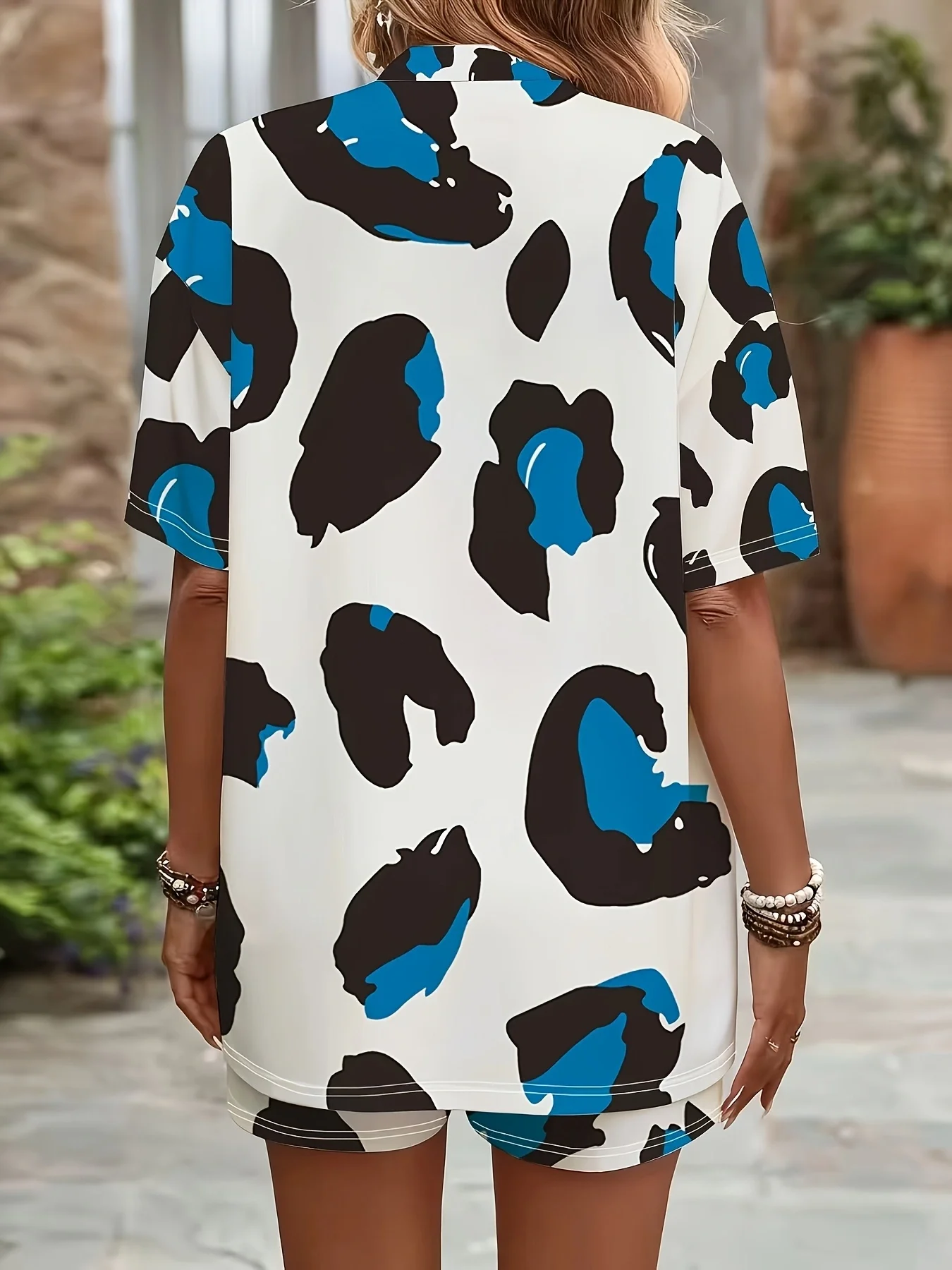 Geometric Print Short-Sleeved Cardigan Drawstring Shorts Set Casual Loungewear Color-Block Two-Piece Set (Excluding Suspenders)