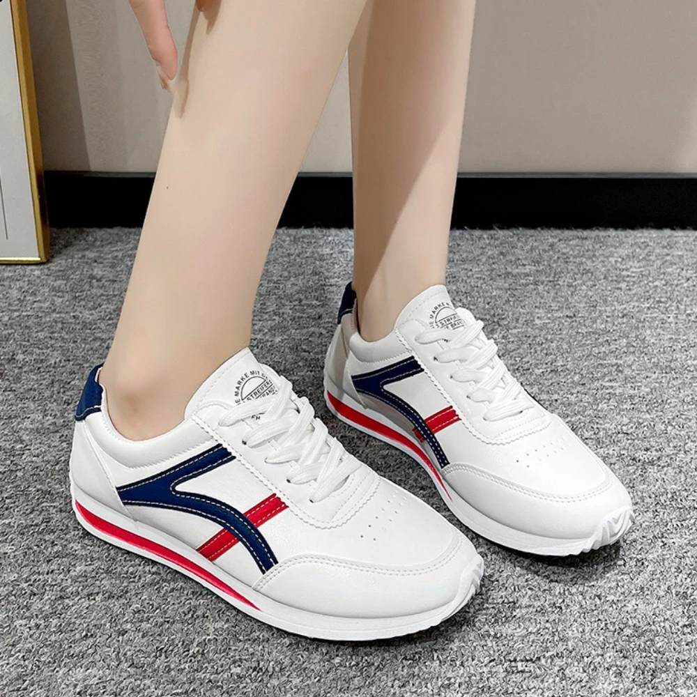 أحذية رياضية مريحة من الجلد للنساء، أحذية بيضاء صغيرة، أحذية رياضية مريحة برأس مستدير وأربطة أمامية، أحذية رياضية للجري #3
