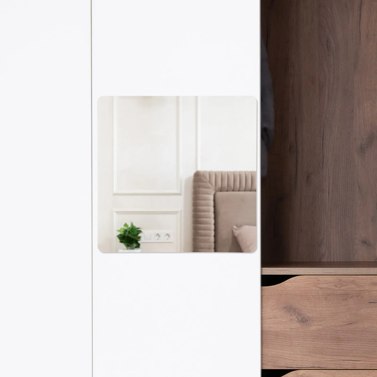 Рисунок 5 - зеркальная плитка 30x30 см самоклеящиеся