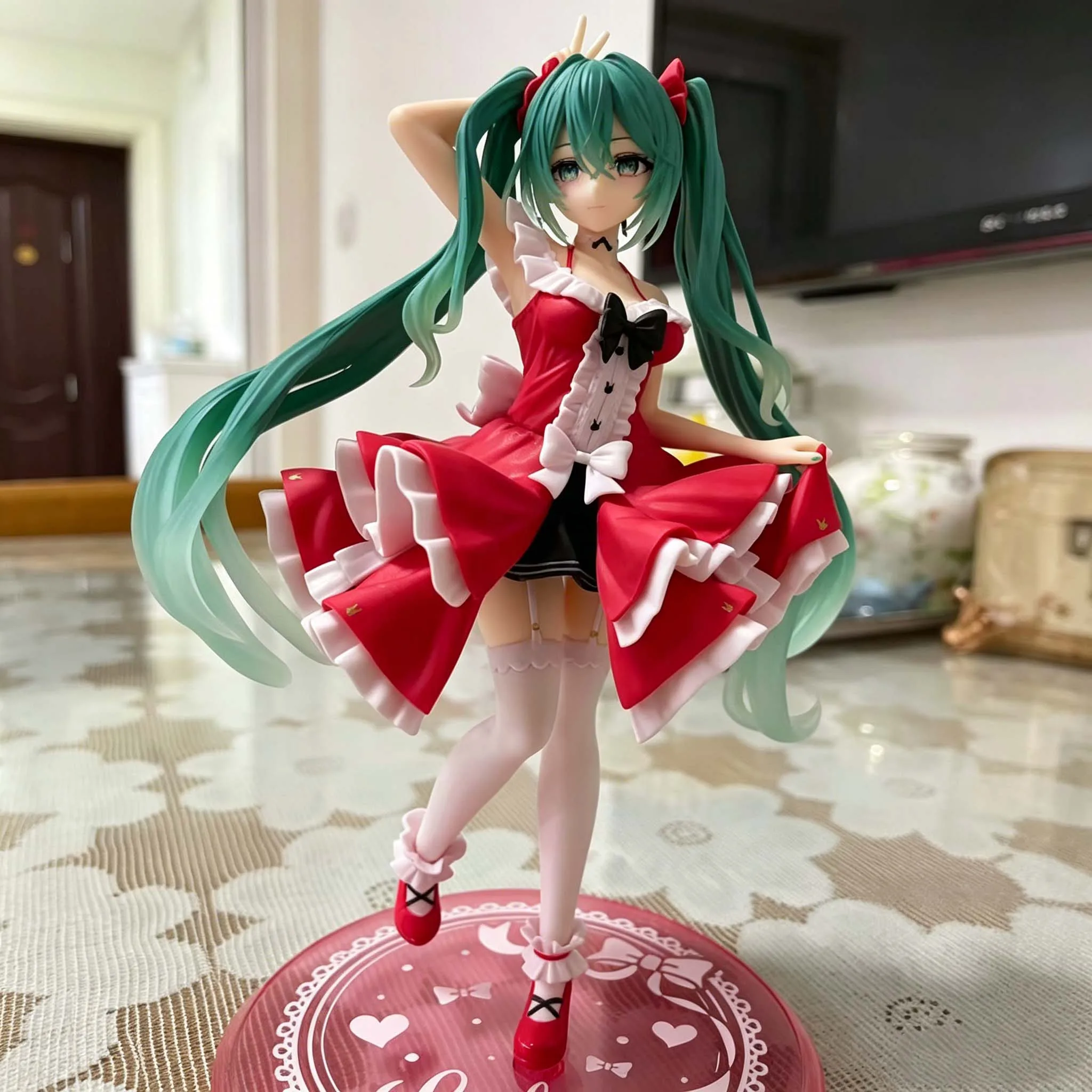 Hatsune Miku Anime-Figur - Niedliche PVC-Actionfigur Kawaii Stehende Position Cartoon-Modell Puppe als Geburtstagsgeschenk