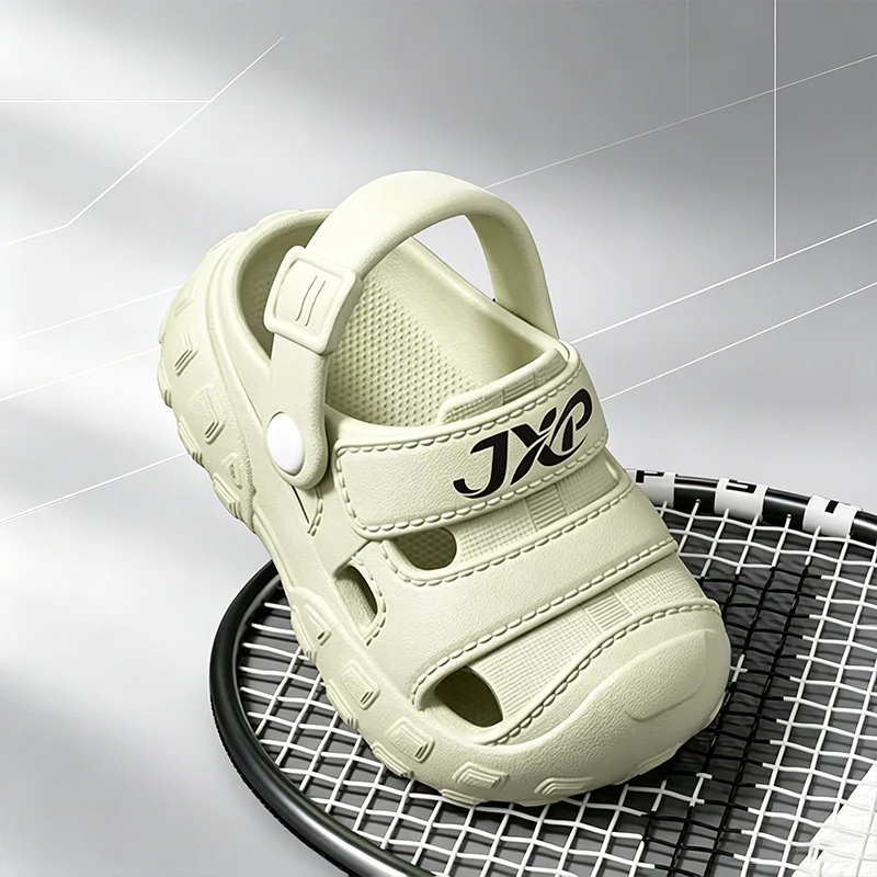 Boys Girls Closed Toe Anti-Collision Clogs, Light Soft EVA Tire Non-Slip Sandals, Indoor Outdoor Beach Slides