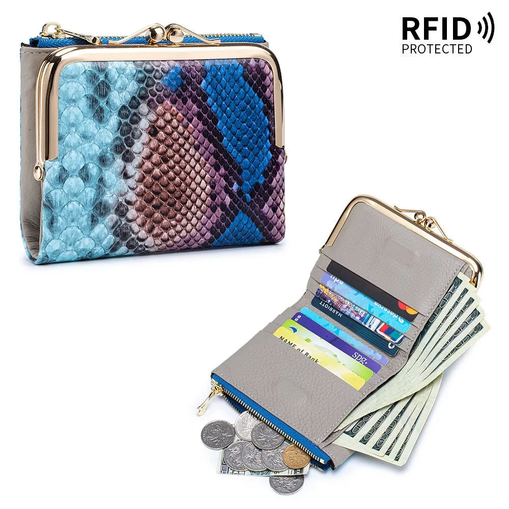

Кошелек с принтом под змеиную кожу, RFID-защитой, отделением для монет на застежке Kiss-Lock, слотами для карт и карманом на молнии, компактный стильный мини-кошелек.