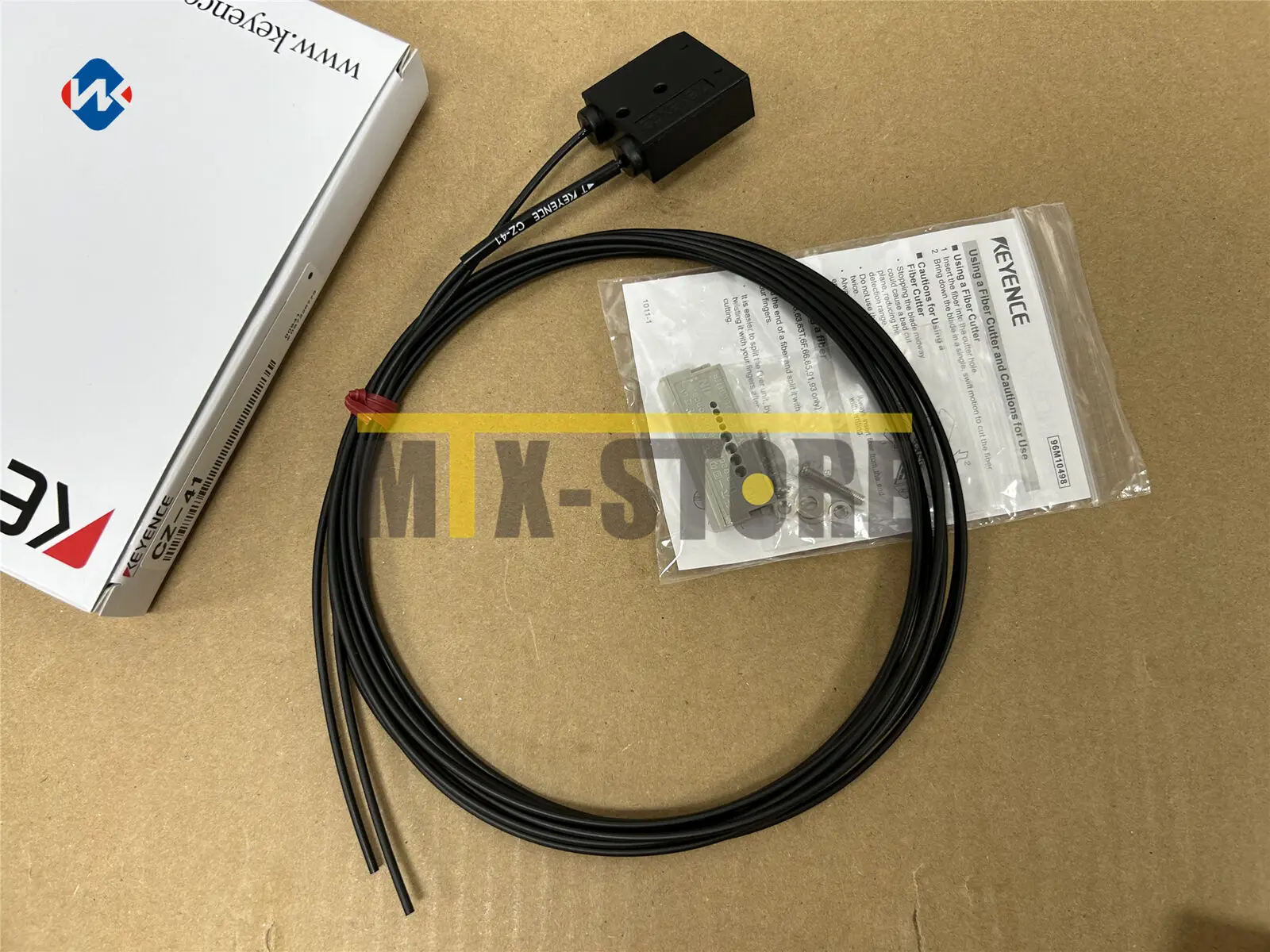 Imagem -02 - Keyence Color Fiberoptic Sensor Novo na Caixa Cz41 Cz41 1pc