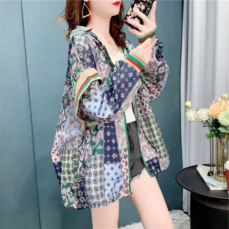 2023 Spring Printed Double Zipper Coat Women\'s Fashion Casual Thin Hooded Windbreaker Sun Protection Clothing