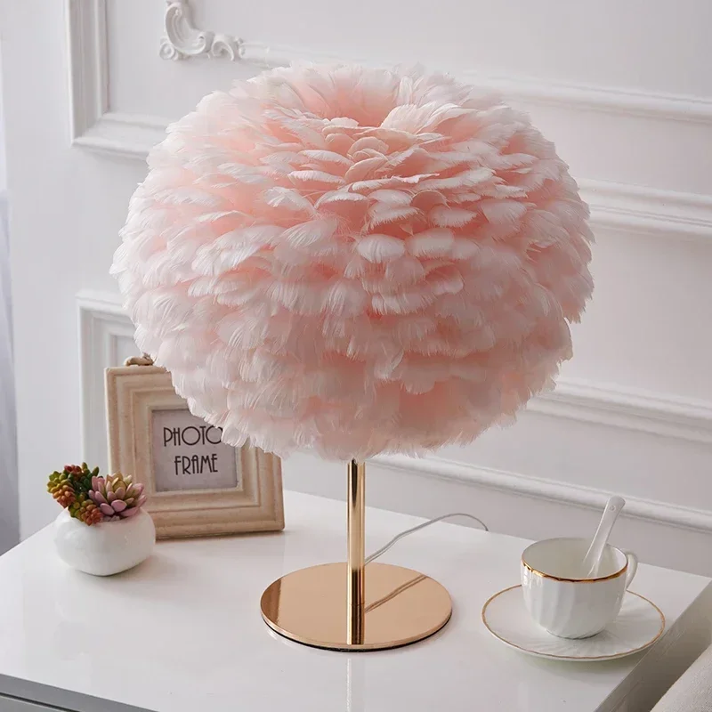 

Modern Feather Lamp Table With Ceramic Base E27 Bedroom Bedside Lamp For Living Room Home Wedding Decoration EU/US/AU Plug