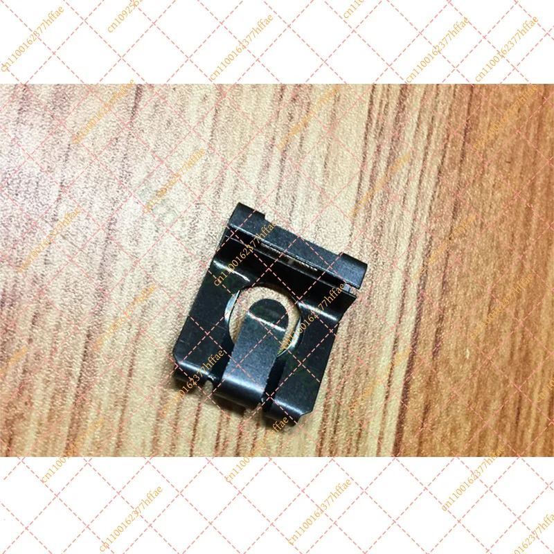 

For Rongtai massage chair leg screw buckle buckle fixed buckle iron clip screw nut massage chair accessories