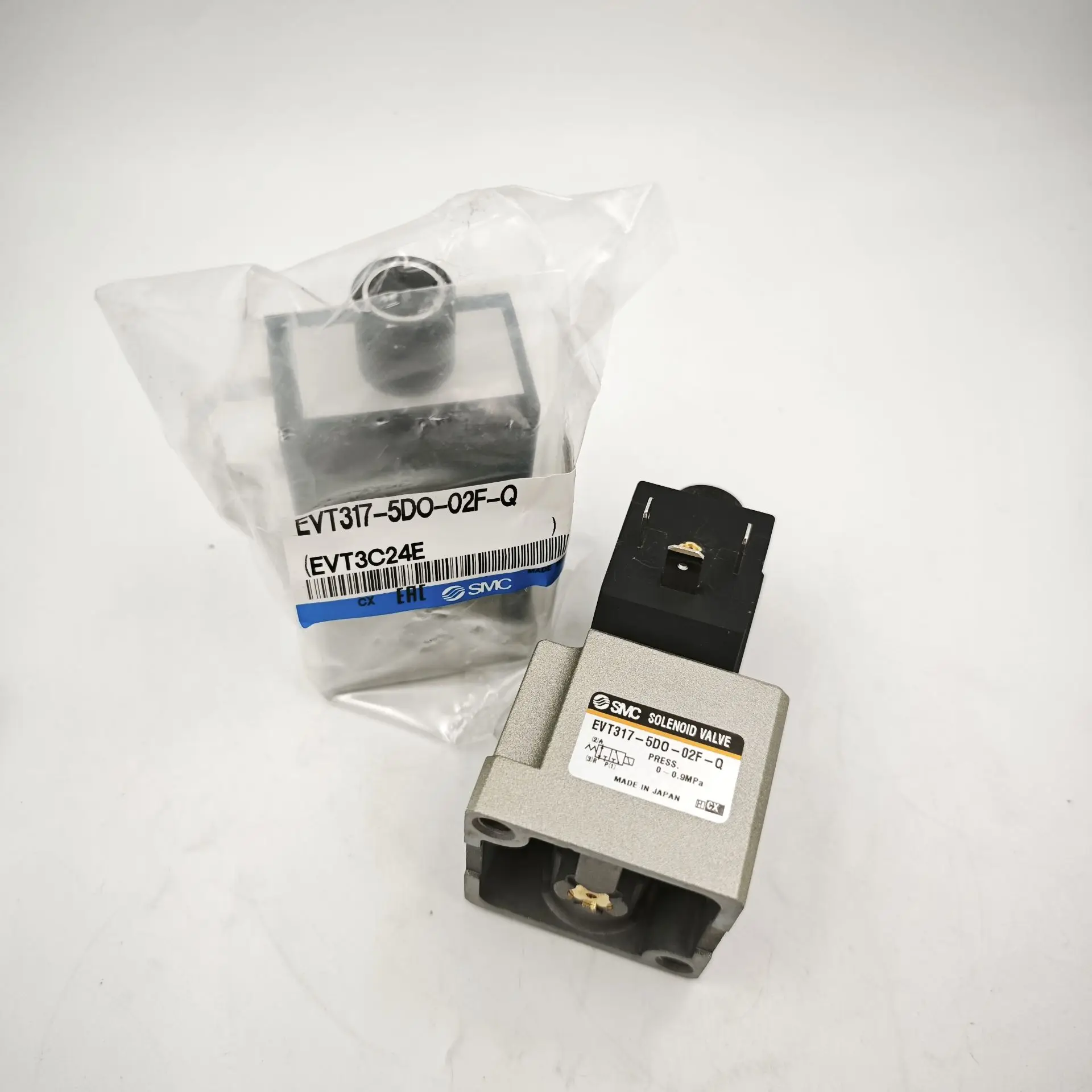 

Новый оригинальный пневматический электромагнитный клапан SMC EVT317-5DO-02F-Q электромагнитный клапан прямого действия