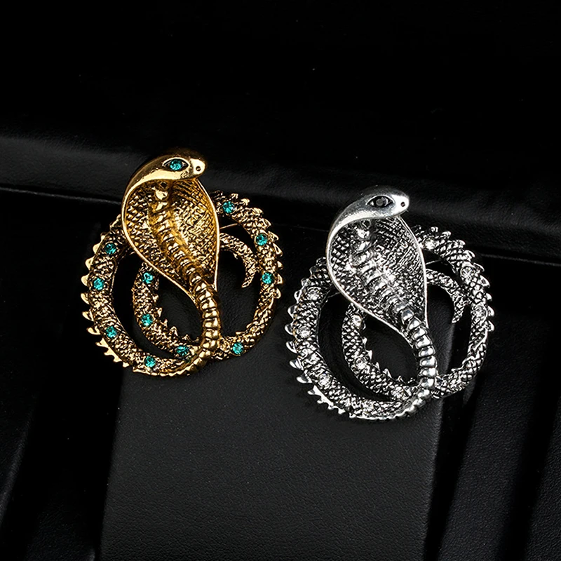 Vintage Personality Cobra Brooches Exquisite Luxury Corsage Zodiac Snake Lapel Pins Coat Suit Clothing Accessories Gifts