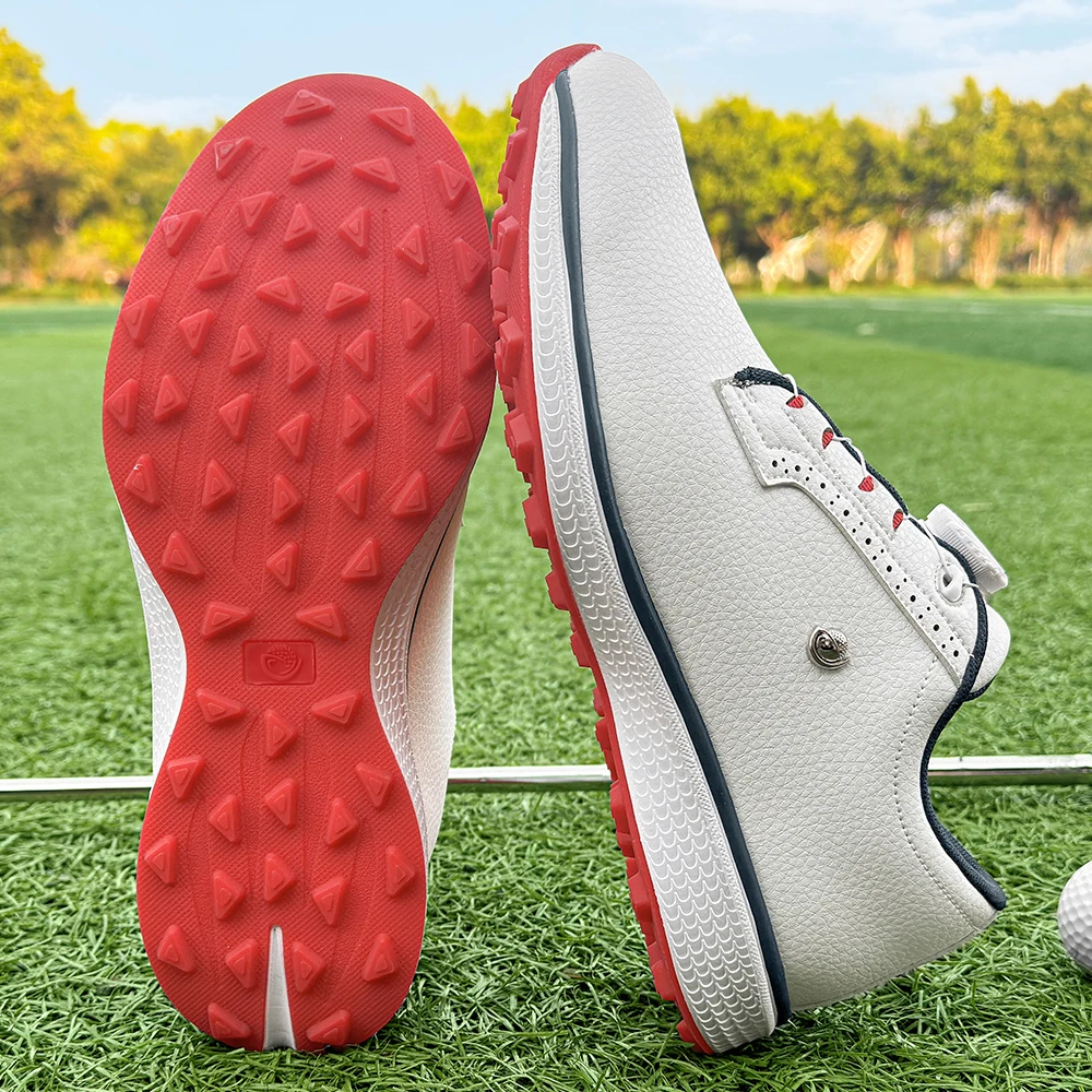 

2026 New Men Lightweight Golf Shoes Big Size 39-49 Golfing Sneakers Comfortable
