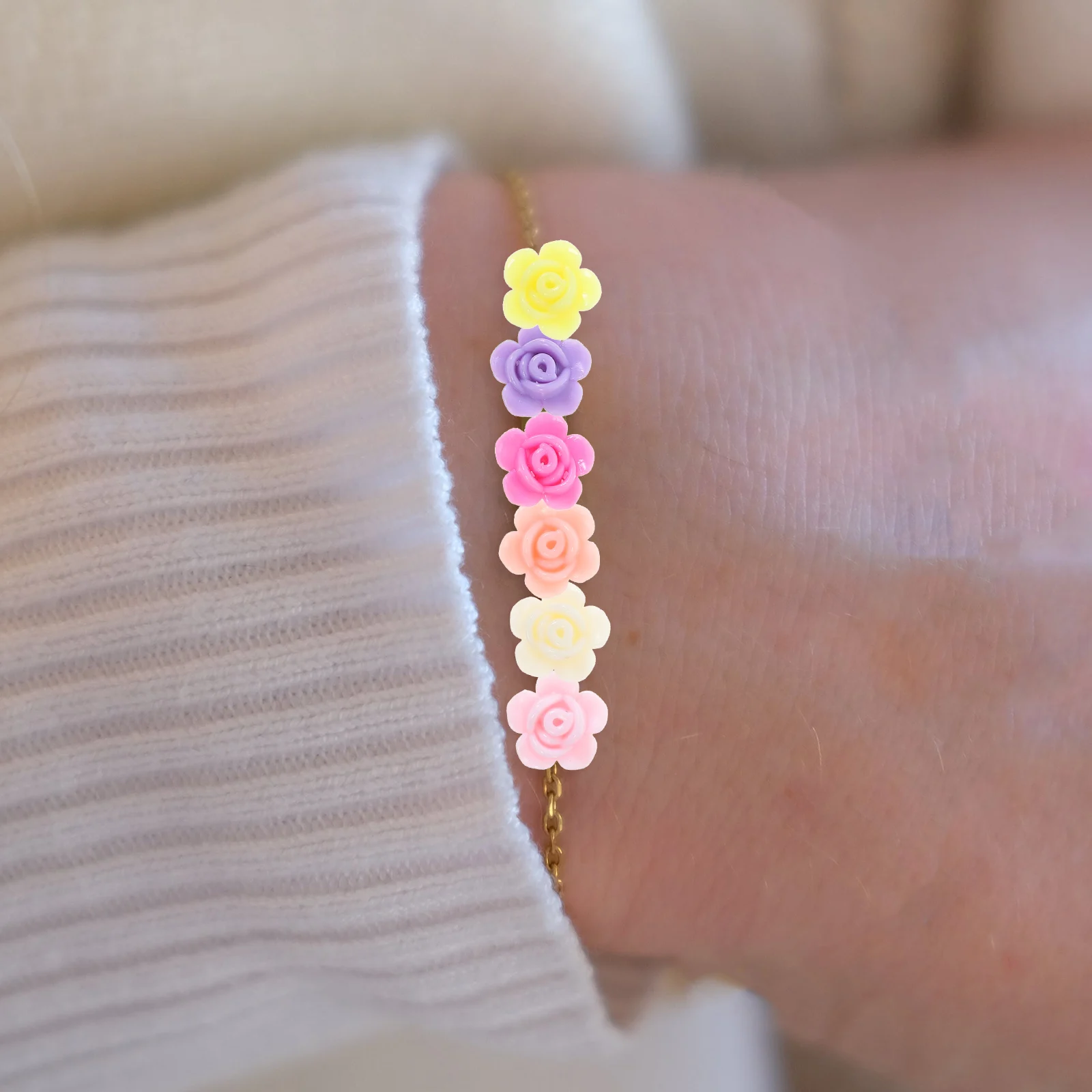 

660pcs Diy Rose Beads Multi-Use Flower Spacer Beads For Jewelry Making Necklace Bracelet Craft Acrylic Rose Charms Diy Flower