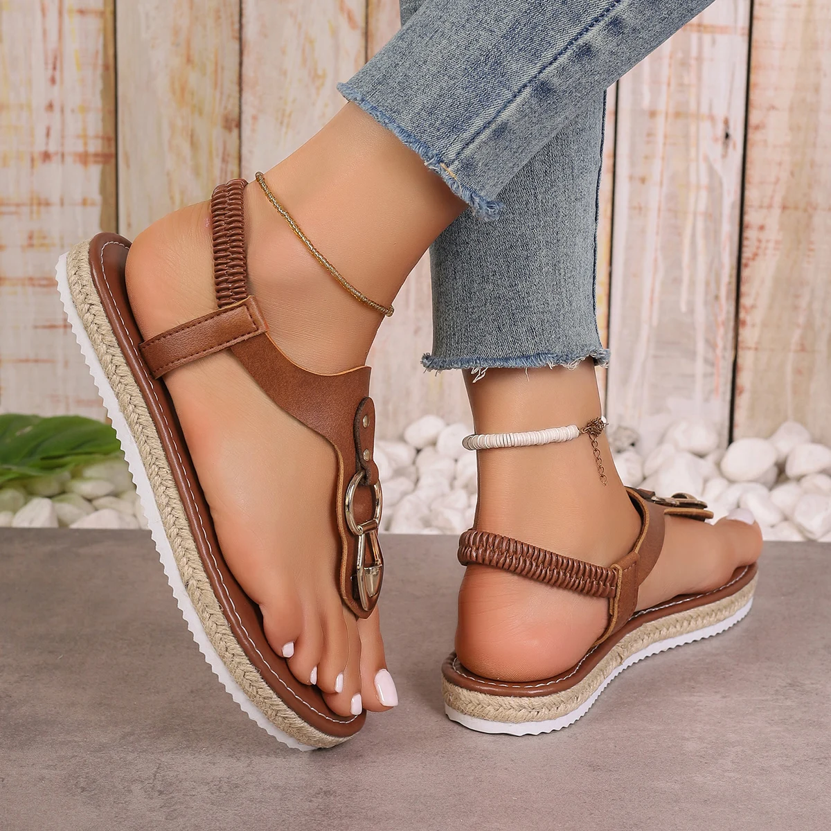 Bohemian Style Flat Sandals for Women Clip Toe Gladiator Sandals Woman Retro Summer Casual Beach Shoes Women Non-slip Flip Flops