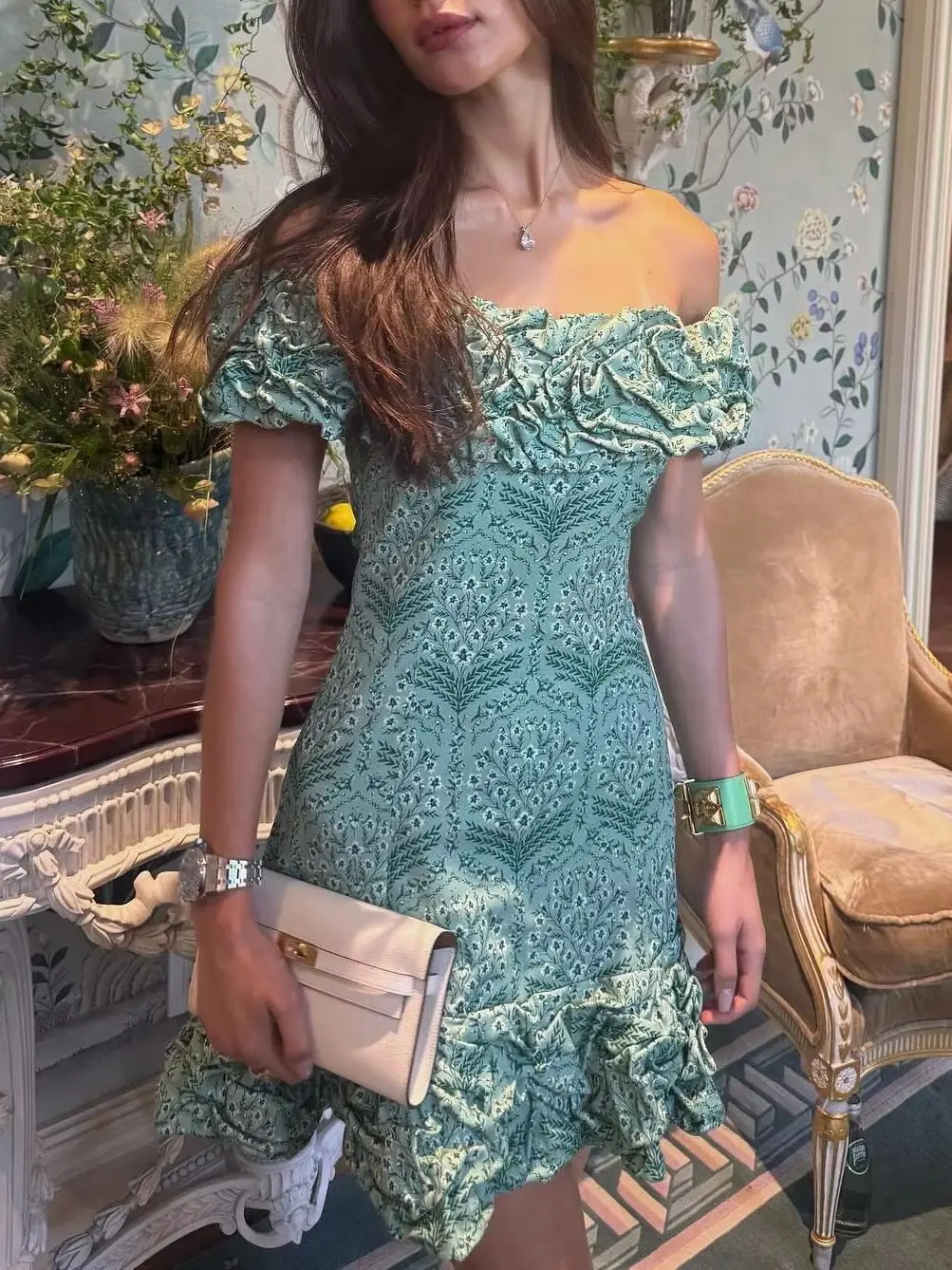100% Leinen Grünes Kleid für Damen Plissiertes Design Schulterfrei Hohe Taille Elegantes Damen-Minikleid