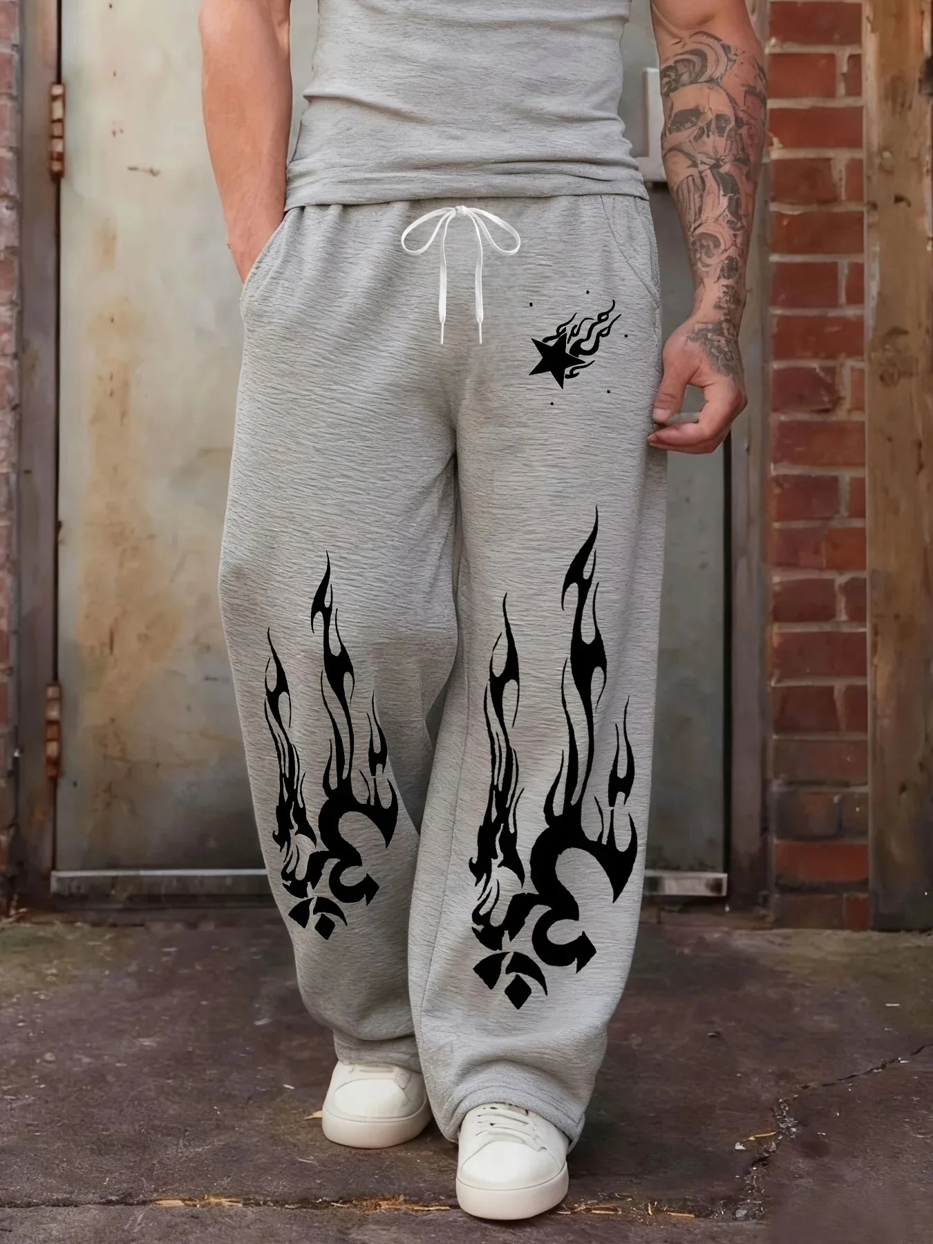 2026 Herren Schwarze Weite Jogginghose mit Dynamischem Weißem Flammen- und Sternenmuster, Hochkontrast-Streetwear-Hose, Übergroße Kinder-Sweatpants – Detail 7
