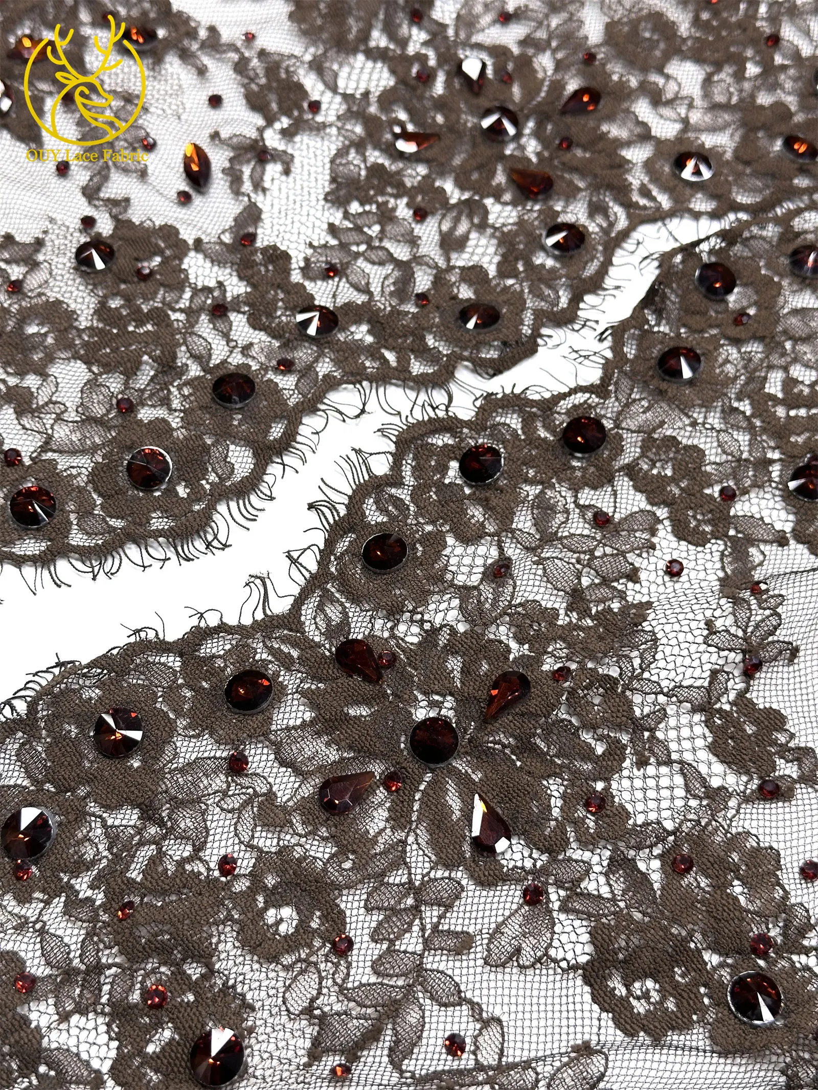 Luxuriöser afrikanischer Edelstein-Stickerei-Spitzenstoff 2026 – Hochwertiger französischer Tüll-Spitzenstoff mit Steinen für nigerianische Hochzeitskleider – Detail 7