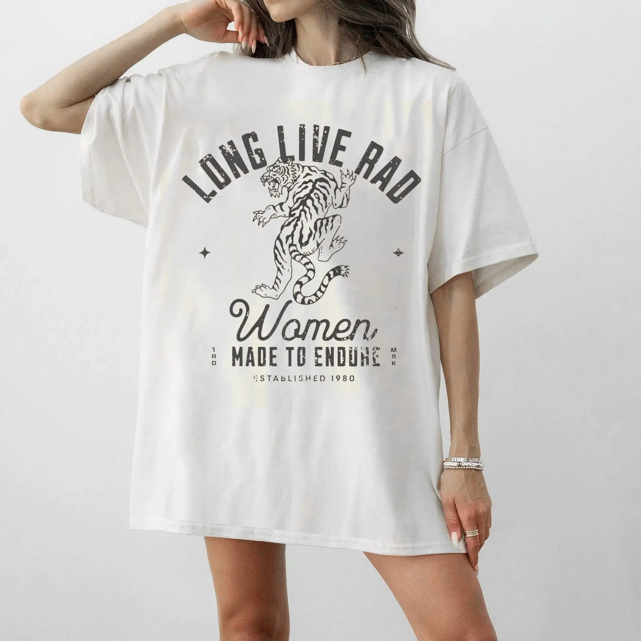 

Vintage LONG LIVE RAD WOMEN Streetwear T Shirt Funny Meme Casual Tee Men Cotton Oversized Harajuku Summer Top Loose Short Sleeve