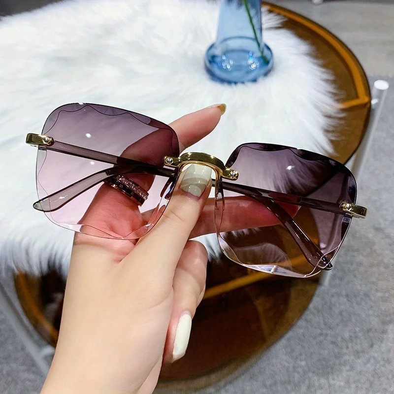 

Square Shaped Glasses for Women Anti Blue Light Glasses Fashionable Sunglasses for Women Gradient Glasses for Women