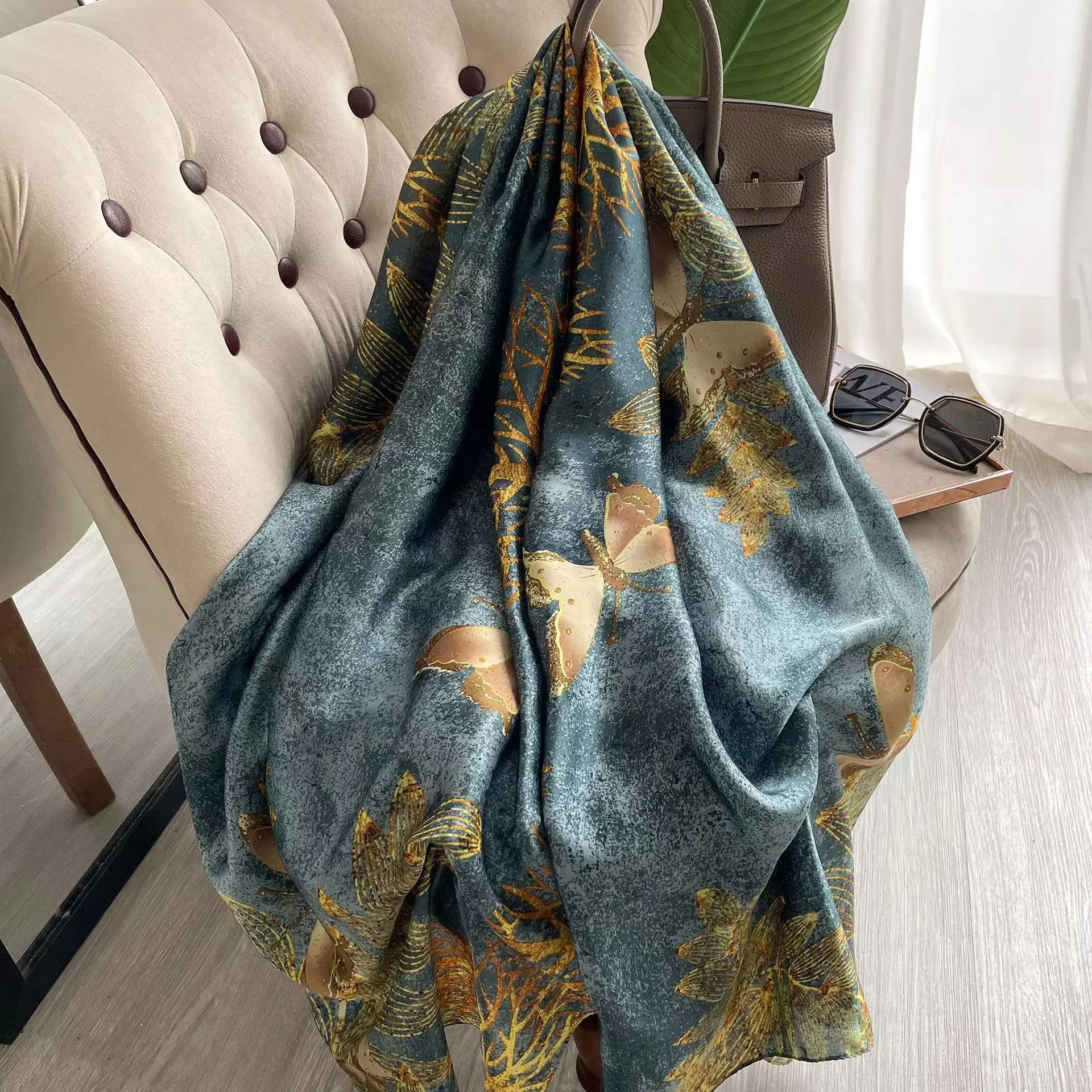 

180*90cm Brand Summer Women Scarf Fashion Quality Soft Silk Scarves Female Shawls Foulard Beach Cover-Ups Wraps Silk Bandana