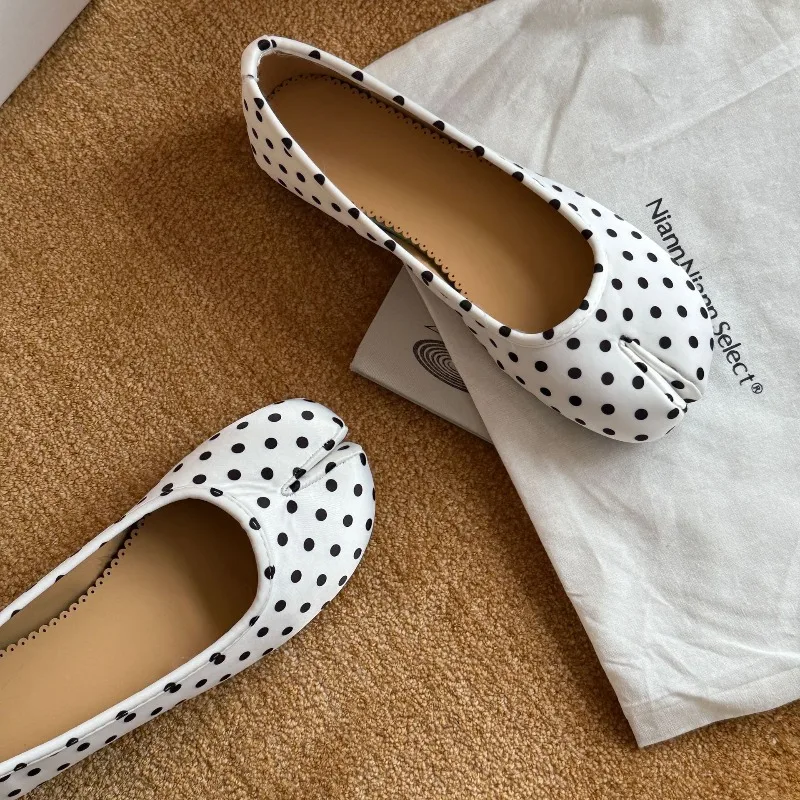 

Women's Shoes Fashion Comfortable Flat Shoes Women Mules Women Sneakers Designer Lightweight Casual Sports Shoe Zapatos De Mujer