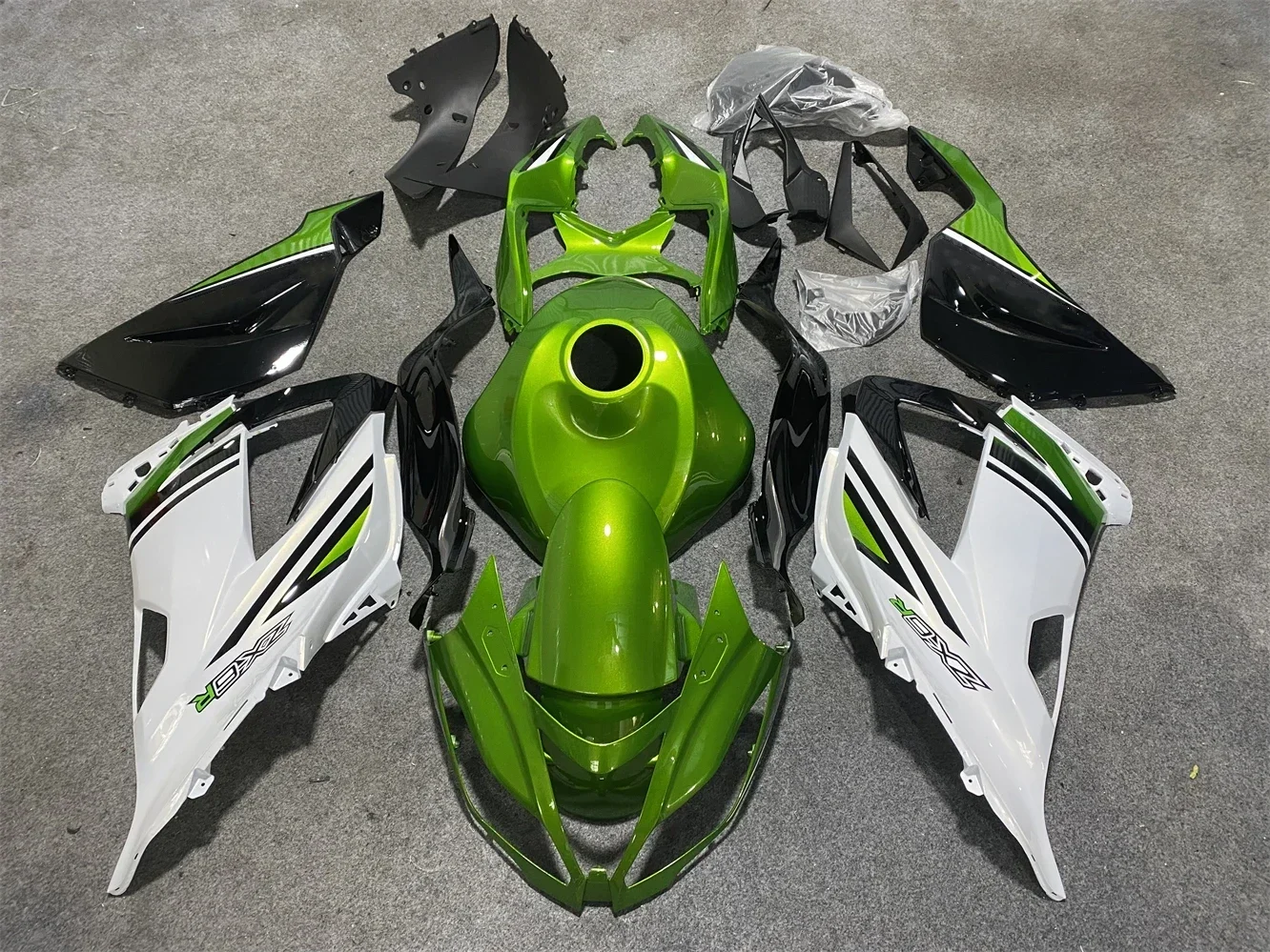 

Новый комплект обтекателей для мотоцикла ABS, подходит для kawasaki Ninja ZX6R 636 2013 2014 2015 ZX-6R 13 14 15 16 17 18 обтекатель