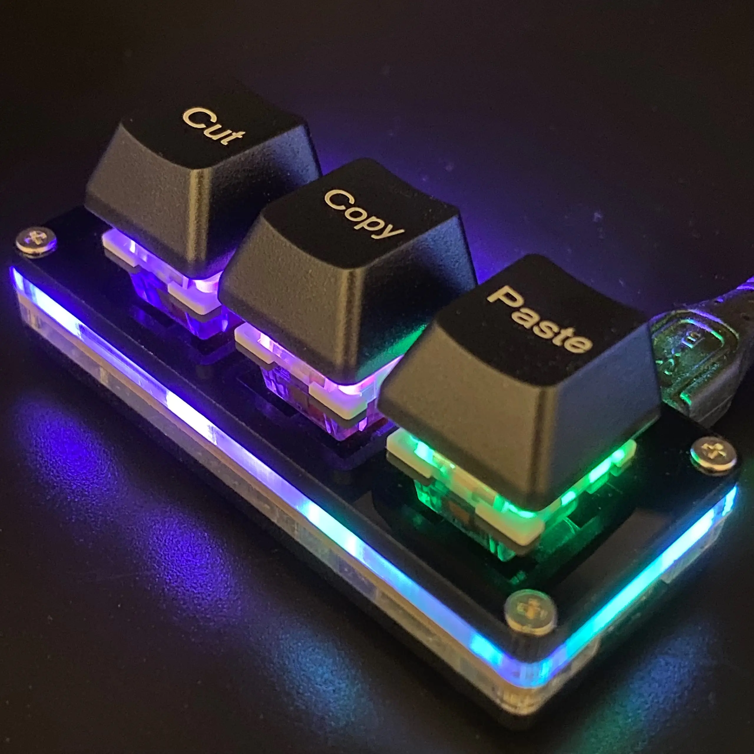 لوحة مفاتيح صغيرة مقطعة بثلاث مفاتيح Ctrl X C V اختصار RGB لوحة مفاتيح ماكرو OSU لوحة مفاتيح للألعاب قابلة للبرمجة للعمل