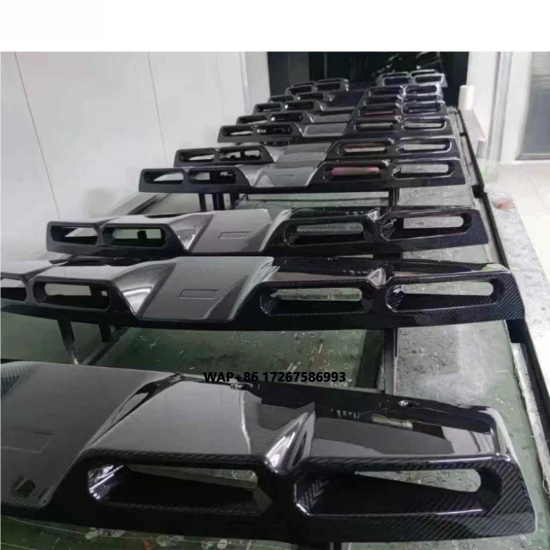 

Four-Eyed Dry Carbon Roof Lamp Front Rear Bumper Upgrade for 2020+ Defender 90 110 New Condition Body Kit Included
