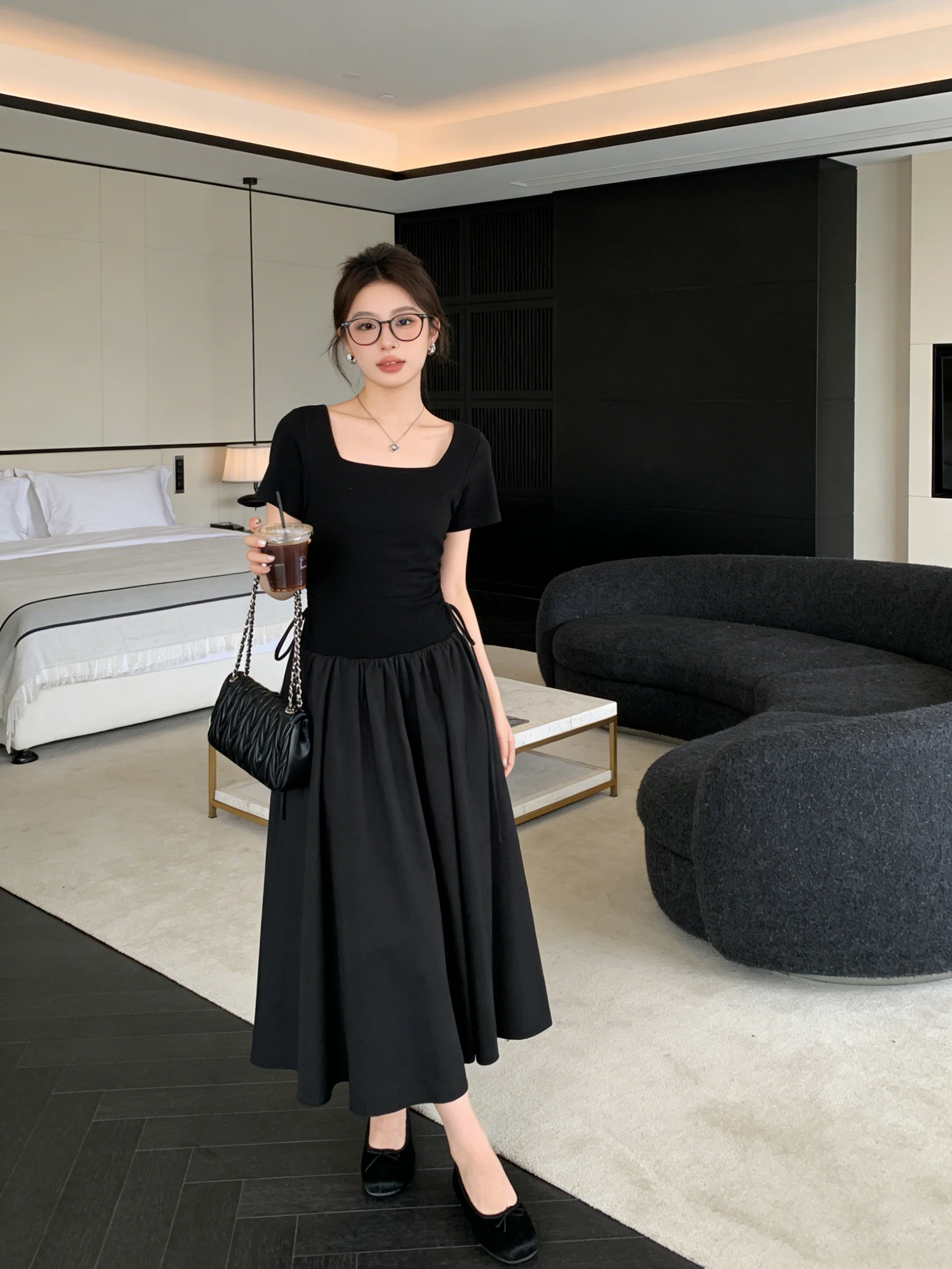 

Black Hepburn Style Short Sleeve Dress Women's Summer New Korean Version Belly Covering Waist Shaping A-Line Long Dress