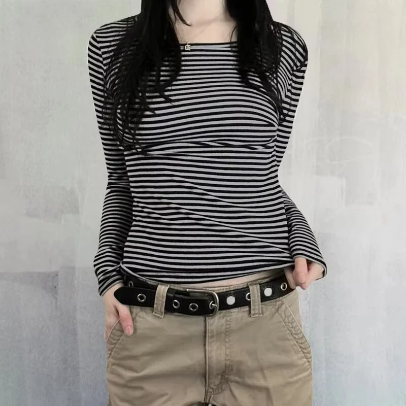

2025 summer new style women's black and white pinstripe long-sleeved T-shirt, comfortable and breathable, a gift for your bestie
