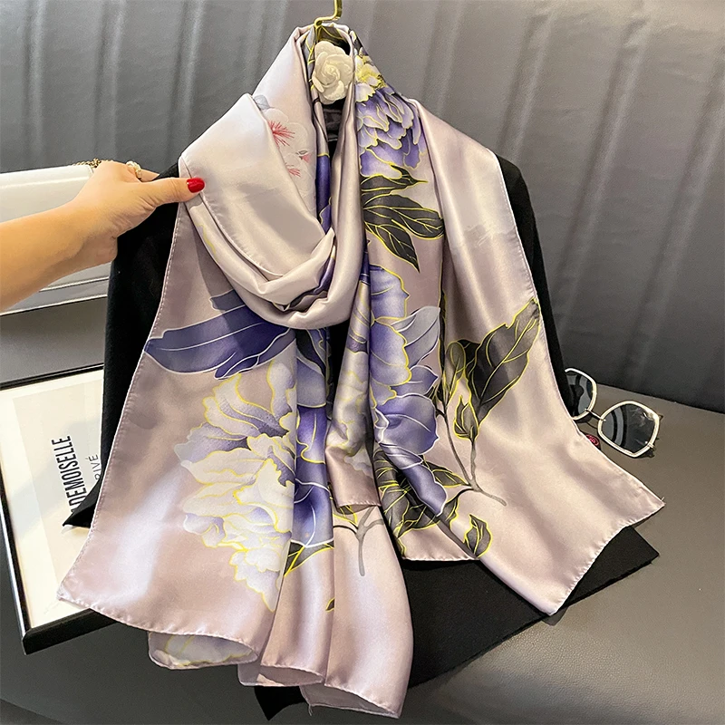 2024 Seiden schals Frauen Luxusmarke Hijab Schal Blumen Foulard Femme Schals Wraps Seide Bandana Kopftuch Hijab Strand Poncho – Detail 19