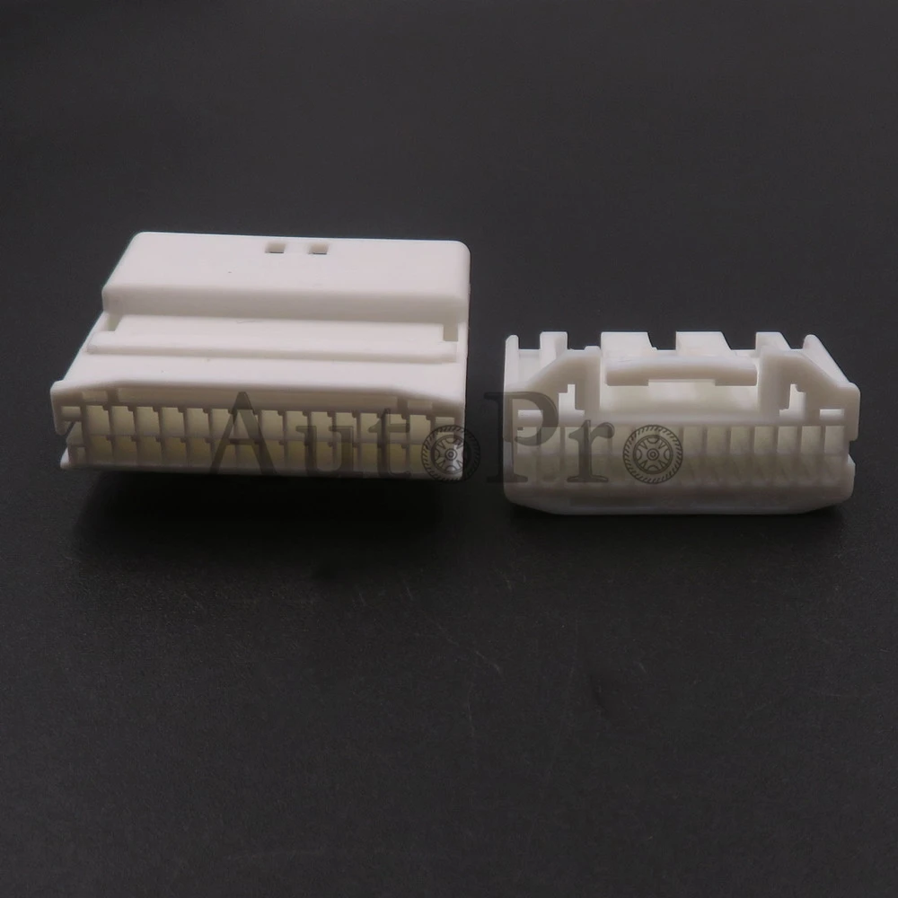 1 Set 28 Way Auto AC Assembly  Wiring Adapter Auto Low Current Socket 1565380-1 1565377-1 1717115-1 Car Modification Plug Parts