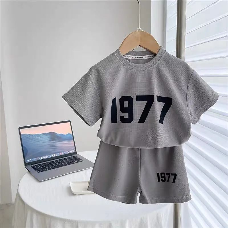 1 2 3 4Age Short Sleeve Outfits Kids Summer Fashion TShirt Shorts Suits Kids Solid Color Loose Casual Costume Baby 2 Piece Sets